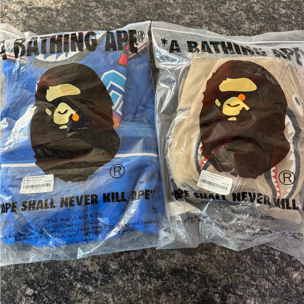 A‎ Bathing Ape Tan Hoodie - Picture 13 of 15
